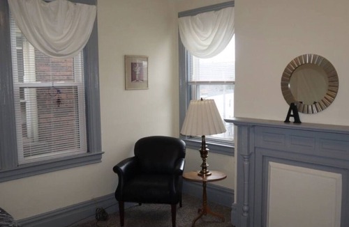 East Pittsburgh House | Neicy's Nest - East