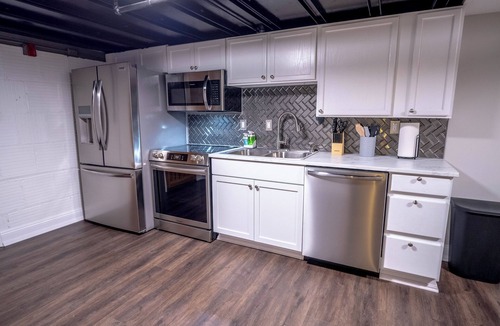 Lafayette Condo | Nest - The Urban Treehouse