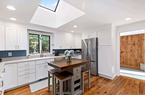 South Orleans House | New 2026 Beautifully Curated Orleans Retreat Close to Beaches, Trails, and Golf