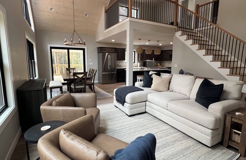 Mercer House | New 3-bedroom house on Spider Lake and Turtle River on a private 3 acre lot.