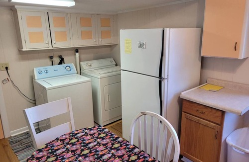 Frankfort Cottage | New! 307 HP Cottage - Cute & Great Location!