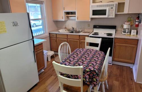 Frankfort House | New! 307 HP Cottage - Cute & Great Location!