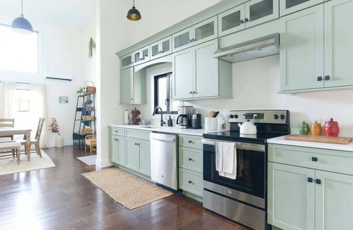 Standish House | New and Spacious Family Home Close to Sebago Lake