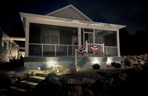 Marblehead House | New Bay Point Cottage at Waterview