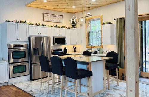 Breezy Point House | New Build. 4Bd/2.5Bth Inside Breezy Point Gates. Walking distance to Dockside.