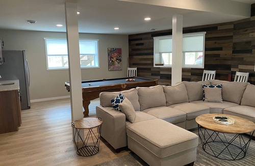 Necedah House | New Castle Rock Lakefront Getaway w hot tub and boat slip