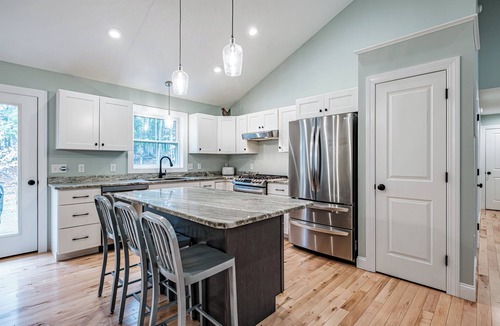 Freeport House | NEW! Charming 2-Bedroom in Beautiful Freeport!
