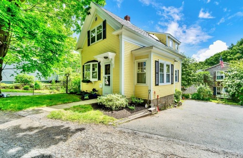 Rockport House | NEW! Charming 3-BR Rockport cottage/Walk to beach.
