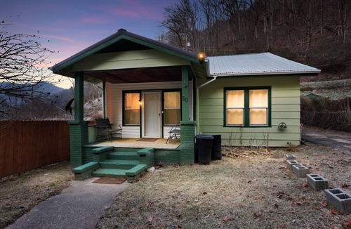Matewan House | NEW! Cozy Matewan Trail Stay