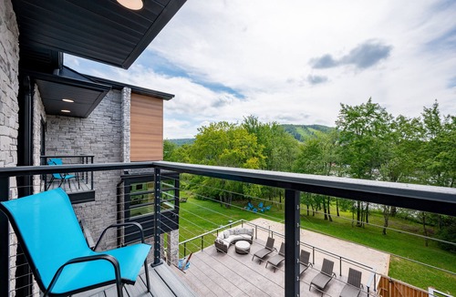 McHenry House | New! Epic lakefront home with indoor pool!