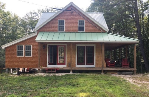 Center Lovell Cottage | NEW FOR 2023! Adorable Pet Friendly Cottage near Kezar Lake Beach!