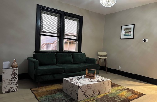 Walnut Hills House | New Home Listing, Very Experienced Host