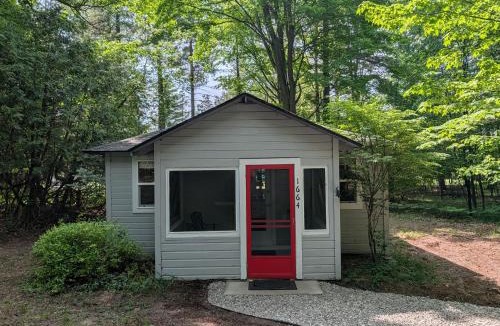 Arcadia House | NEW! Jack-in-the-Pulpit - Cute and Cozy Cabin!