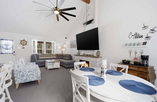 Millersburg House | NEW! Lake Huron Retreat | 3-Min Walk to Beach