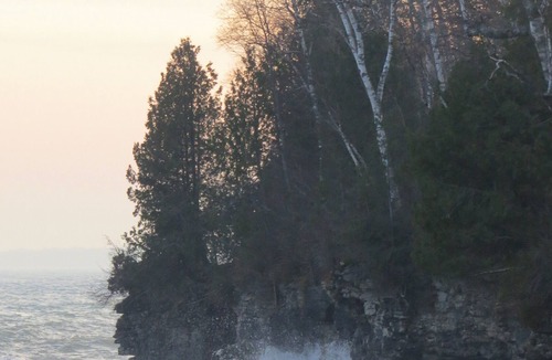Sturgeon Bay Cottage | New Listing! 2BR Waterfront Modernized Cottage on Clark Lake