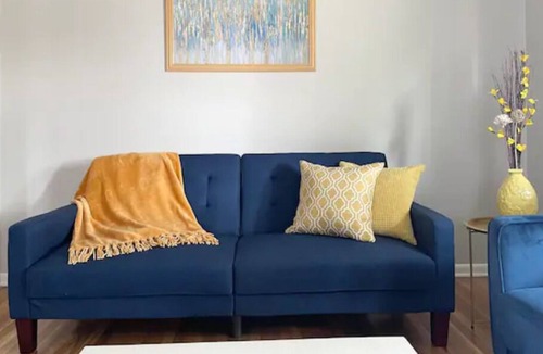 Greenwood House | New listing in Downtown Greenwood, Sleeps 10!