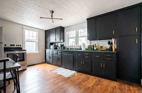 Chillicothe Apartment | NEW Luxe Pet Friendly Free Parking Downtown