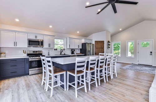 Minocqua House | New Modern Construction on McNutt Lake, Minutes from downtown Minocqua!