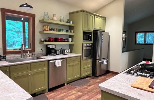 Hayward House | NEW! Ole Winter Haven in Chequamegan National Forest!