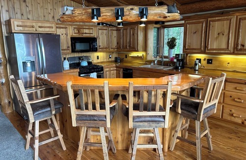 Hayward House | New! Overlook at Round Lake