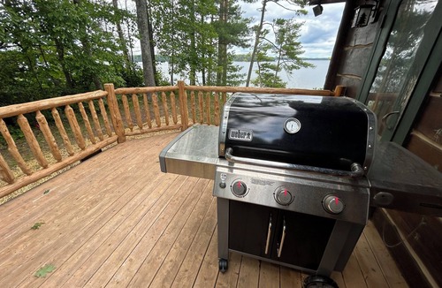 Hayward House | New! Overlook at Round Lake