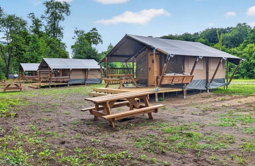 New River Cabin | New River Safari Tent Getaway