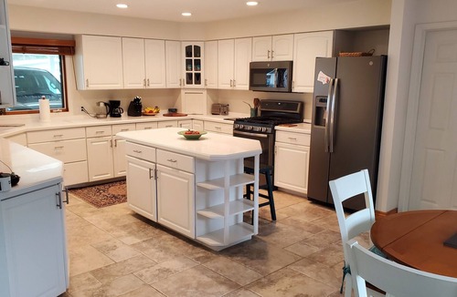 Rapid City House | NEW! TORCH RIVER FAMILY COMPOUND