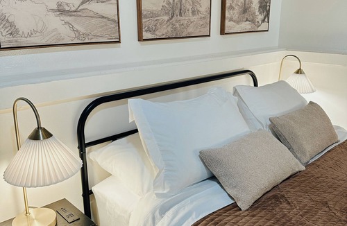 North Ogden Apartment | NEW Vintage Vista Lodge - Outdoor Couple's Retreat