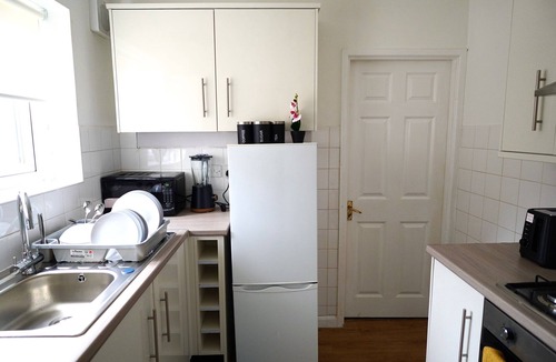 Heaton Apartment | Newcastle Luxury Home, Free Parking