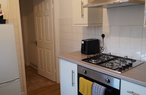 Heaton Apartment | Newcastle Luxury Home, Free Parking