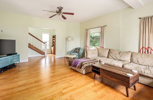 Williamsburg House | 🌺 Newly Remodeled 4BDR Farmhouse Retreat