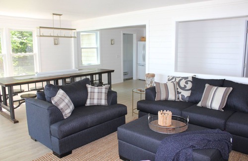 Oostburg House | Newly Remodeled Beachfront Home