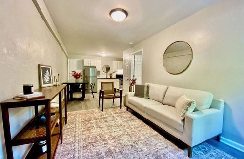 Beech Grove Apartment | Newly Remodeled Furnished Apts - 1 bed