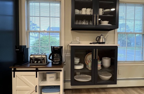 Hyannis House | Newly remodeled home - Close to beaches, Main Street and Ferry to the Islands