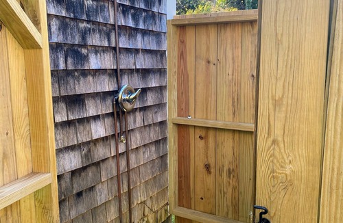 Brewster Cottage | Newly renovated 2 bedroom cottage - walk to beach