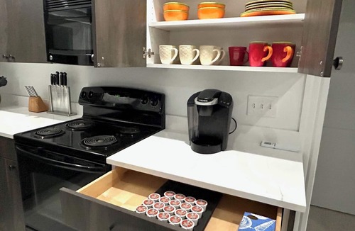 Wells Cottage | Newly renovated 2-bedroom cottage in welcoming Wells with AC