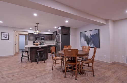 Grand Forks Condo | Newly renovated condo downtown - sleeps 6 - enjoy the best of Grand Forks!