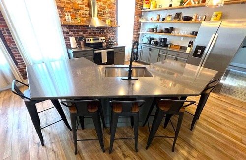 Sandusky Apartment | Newly Renovated Loft-3bd/2bth in downtown Sandusky