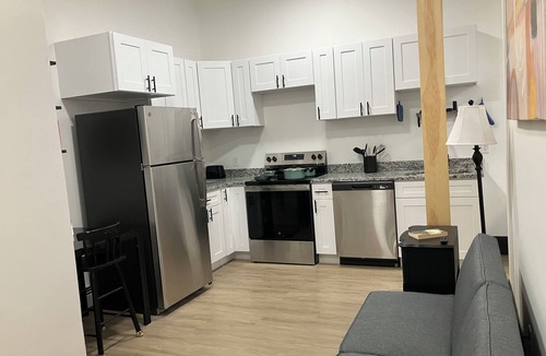 Somersworth Apartment | Newly Renovated Near Portsmouth! Wine ~ Parking ~ WiFi