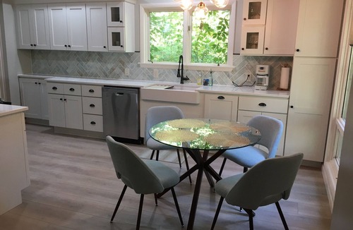 Athens House | Newly Renovated Wooded Oasis & Spa Near OU's Campus in Athens