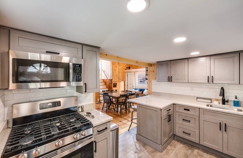 Winchester House | Newly renovated year-round LAKEFRONT rental on Highland Lake! Sleeps 8-9!