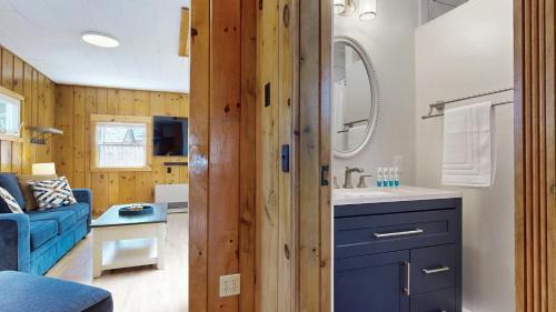 Pine Point House | Niblet Cottage by Bayley Vacation Rentals