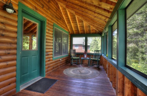 Rangeley Plantation House | Niboban Cabin 3 - Enjoy the experience of renting a Niboban Cabin on Rangeley Lake!