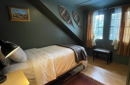 East Hancock Cabin | Nicatous Lake Lodge & Cabins - Entire Property!