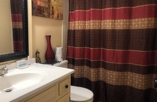 Overland Park House | Nice, quiet 3 bedroom oasis