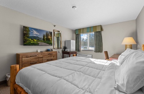 Nisswa Bed & Breakfast | Nisswa Hotel & Suites – Cullen Lake Jacuzzi King