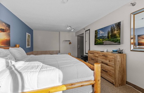 Nisswa Bed & Breakfast | Nisswa Hotel & Suites – Cullen Lake Jacuzzi King