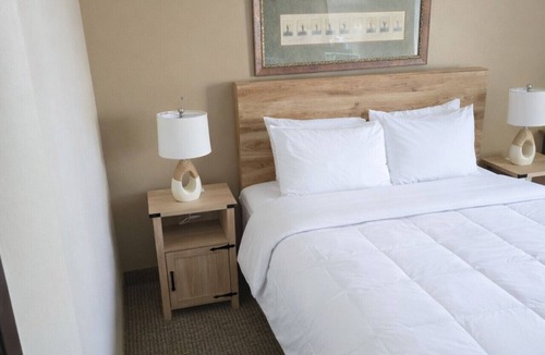 Nisswa Bed & Breakfast | Nisswa Hotel & Suites|Margaret Lake Single Queen