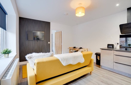Tweedmouth Apartment | No 4 @ The Rocket Rooms Apartment