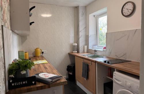 Carlisle Apartment | No23 - Bright & spacious 2nd floor flat - PET friendly